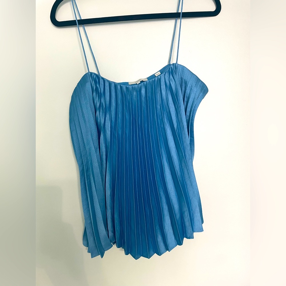 Vince Pleated Blue Top Sz L